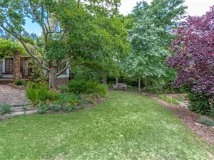 4 Bed House in Helderberg Estate