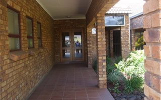 216 m² Office Space in Lydenburg