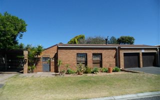 3 Bedroom House in Tableview