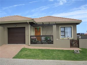 3 Bed Duplex in Dana Bay