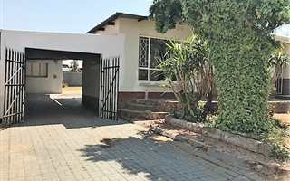 3 Bedroom House in Quellerie Park