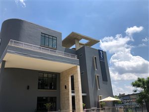 15 m² Commercial space in Parkmore