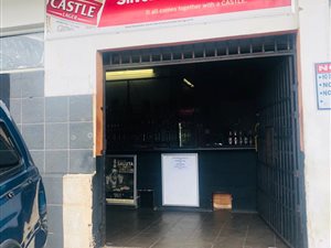 1230 m² Commercial space in Austerville
