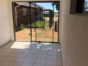 2 Bed Garden Cottage in Sonlandpark