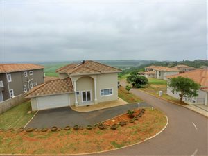 4 Bed House in Illovo Beach