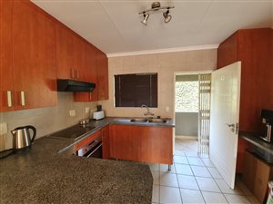 2 Bed Apartment in Glenvista