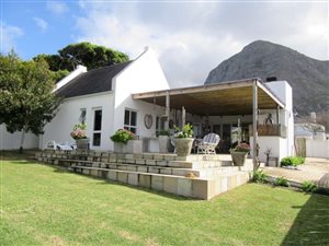 3 Bed House in Voelklip