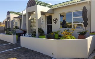 2 Bedroom Townhouse in Wavecrest