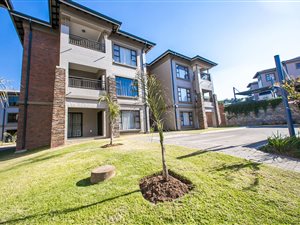 2 Bed Apartment in Victory Park