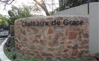 3 Bedroom Duplex in Val de Grace