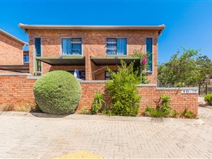 2 Bed Townhouse in Helderkruin