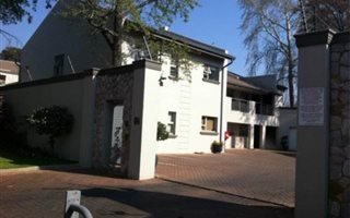 1 Bedroom Townhouse in Craighall