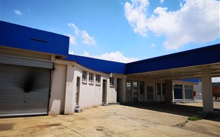 1533 m² Industrial space in Pretoria West