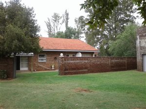 3 Bed Townhouse in Jan Kempdorp