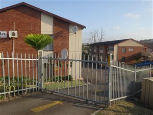2.5 Bed Apartment in Escombe