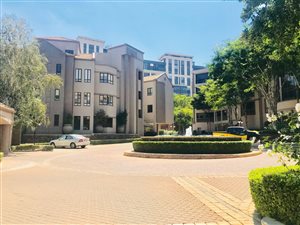 3 Bed Apartment in Benmore Gardens
