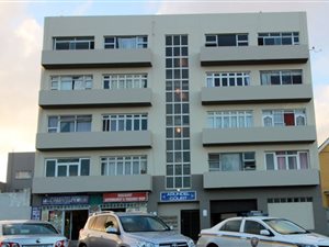 3 Bedroom Apartment in Quigney