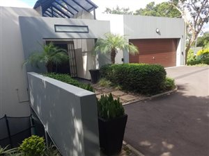 4 Bed Duplex in Beverley Hills