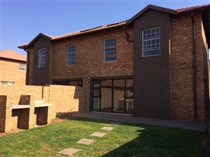 3 Bed Townhouse in Tijger Valley and surrounds