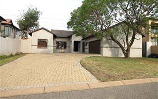 3 Bedroom House in Cedar Creek