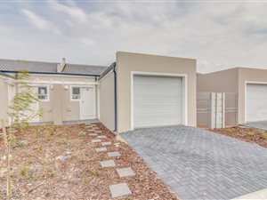 2 Bed House in Retreat
