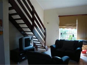 3 Bed Townhouse in Honeydew Manor