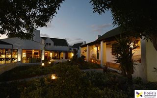 864 m² Commercial space in Yzerfontein