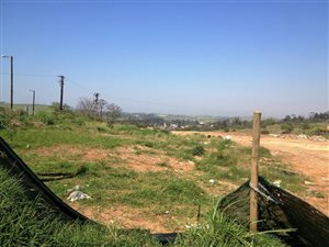 1.3 ha Land available in Shakaskraal