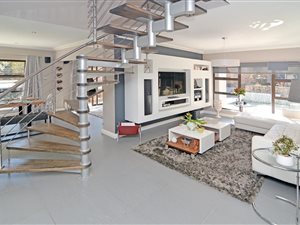 4 Bed House in Kyalami Estate