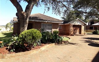 3 Bedroom House in Elti Villas