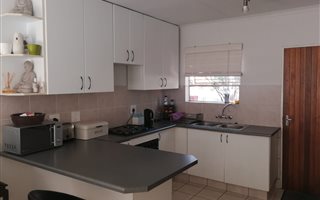 2 Bedroom Townhouse in Honeydew