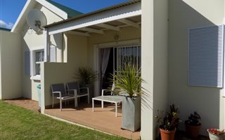 2 Bedroom Apartment in Stilbaai