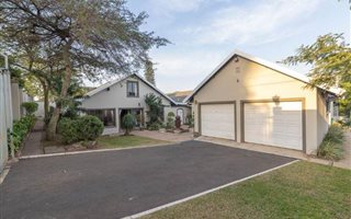 5 Bedroom House in Herrwood Park