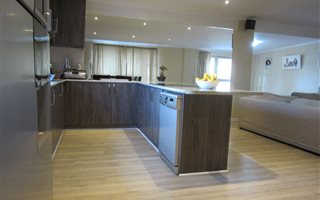 5 Bedroom House in Bothasig