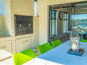3 Bed House in Uitzicht