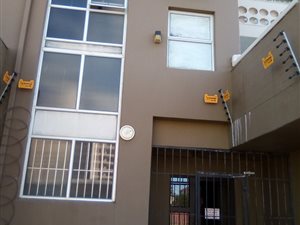 Bachelor apartment in Margate