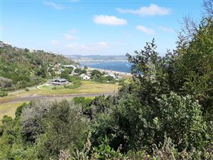 864 m² Land available in Kanonkop
