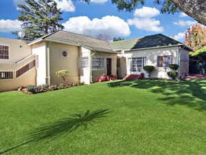 4 Bed House in Greenside