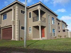 3 Bed Townhouse in Empangeni Central