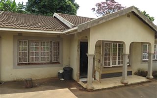 3 Bedroom House in Lotus Park