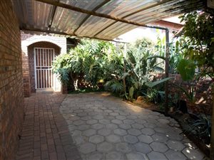 2 Bed Townhouse in Elarduspark