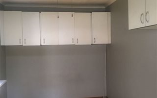 1 Bedroom Garden Cottage in Birch Acres