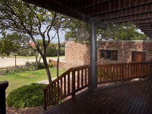 5 Bed House in Cannon Rocks