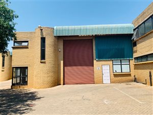 423 m² Industrial space in Gateway Industrial Park
