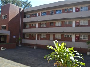 3 Bed Apartment in Saiccor