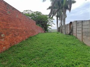 2375 m² Land available in Westbrook