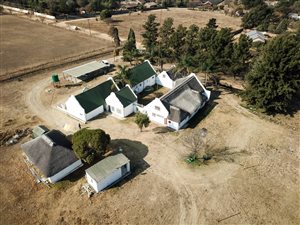 30 Bed House in President Park