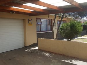 3 Bed House in Parow Valley