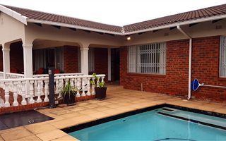 3 Bedroom Simplex in Zinkwazi Beach