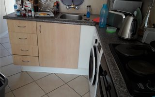 Studio apartment in Karen Park